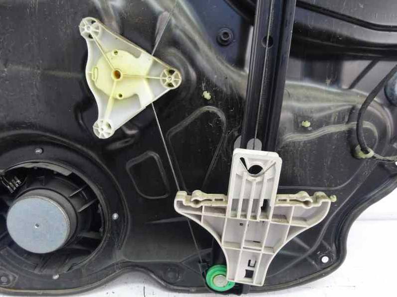 ELEVALUNAS TRASERO IZQUIERDO VOLKSWAGEN PASSAT VARIANT 2007 2.0 TDI (140 CV)