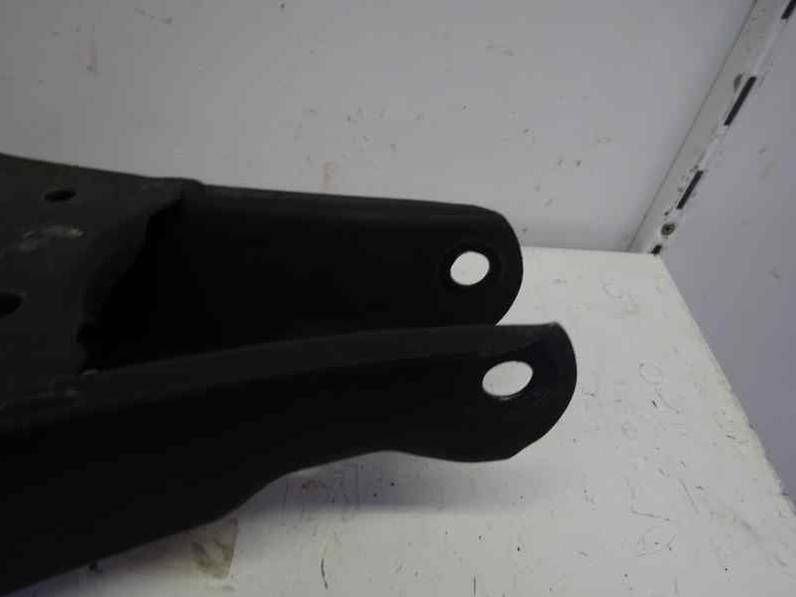 BRAZO SUSPENSION INFERIOR TRASERO IZQUIERDO VOLKSWAGEN PASSAT VARIANT 2007 2.0 TDI (140 CV)