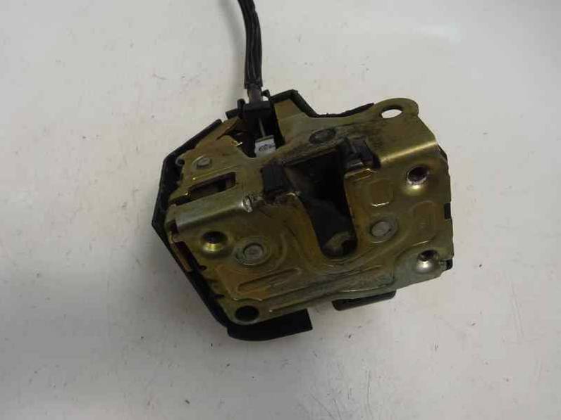 CERRADURA PUERTA DELANTERA IZQUIERDA RENAULT CLIO II FASE II 2003 1.2 (58 CV)