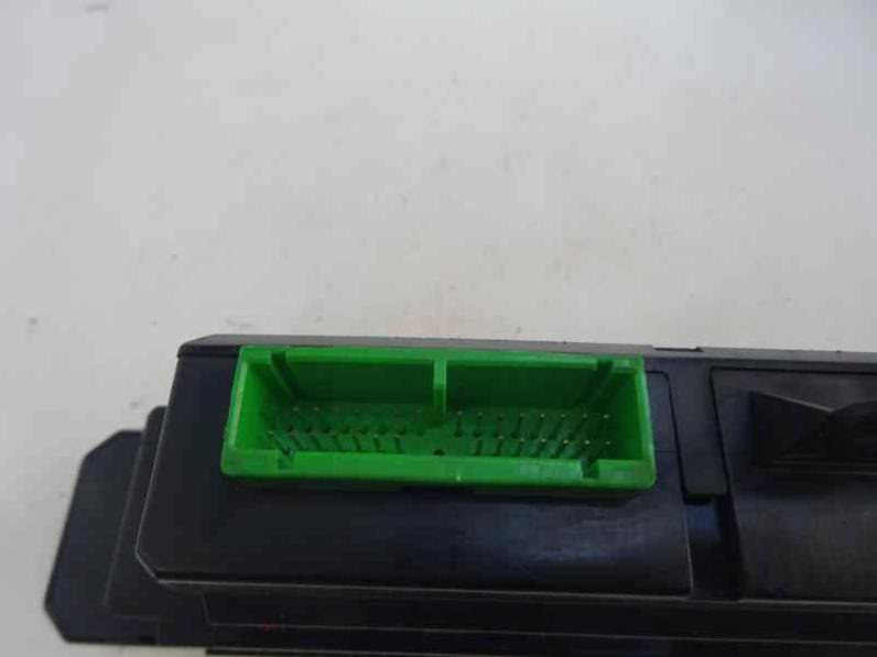 MANDO ELEVALUNAS DELANTERO IZQUIERDO VOLVO S80 BERLINA 2003 2.5 TURBODIESEL (140 CV)