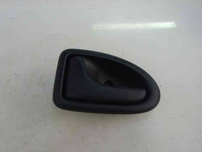 MANETA INTERIOR DELANTERA IZQUIERDA RENAULT CLIO II FASE I 2000 1.4 (75 CV)