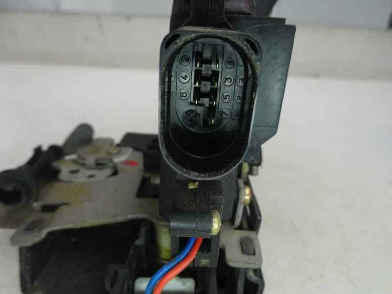 CERRADURA PUERTA DELANTERA DERECHA AUDI A4 BERLINA 2002 2.5 V6 24V TDI (180 CV)
