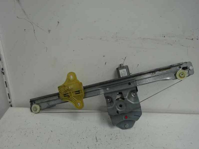 ELEVALUNAS DELANTERO DERECHO RENAULT CLIO IV 2014 1.5 DCI D FAP (75 CV)