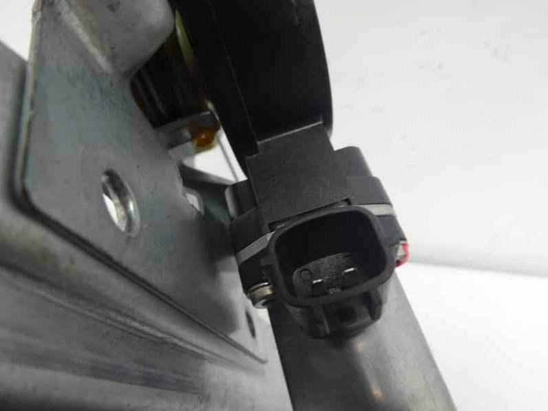 ELEVALUNAS DELANTERO DERECHO RENAULT CLIO IV 2014 1.5 DCI D FAP (75 CV)