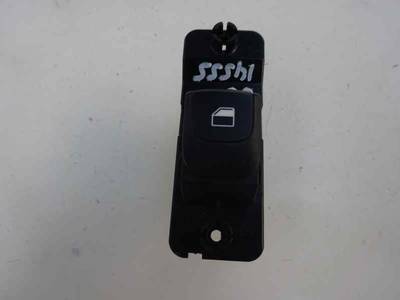 MANDO ELEVALUNAS DELANTERO DERECHO KIA STONIC 2019 1.0 TGDI (101 CV)