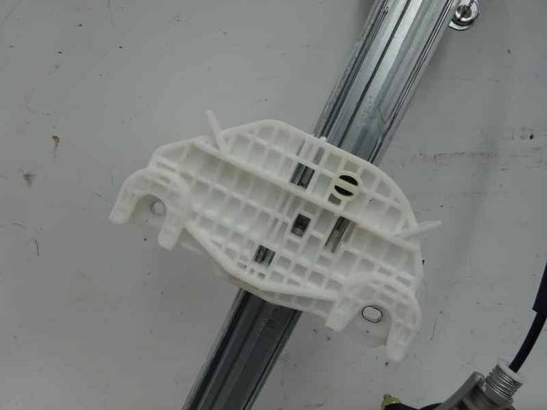 ELEVALUNAS TRASERO IZQUIERDO KIA STONIC 2019 1.0 TGDI (101 CV)