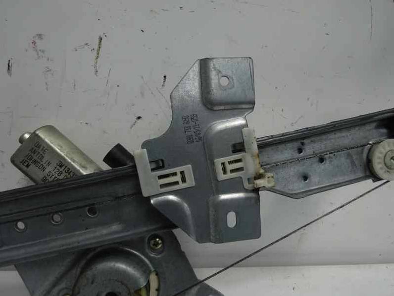 ELEVALUNAS DELANTERO IZQUIERDO DACIA DUSTER 2011 1.6 16V (105 CV)