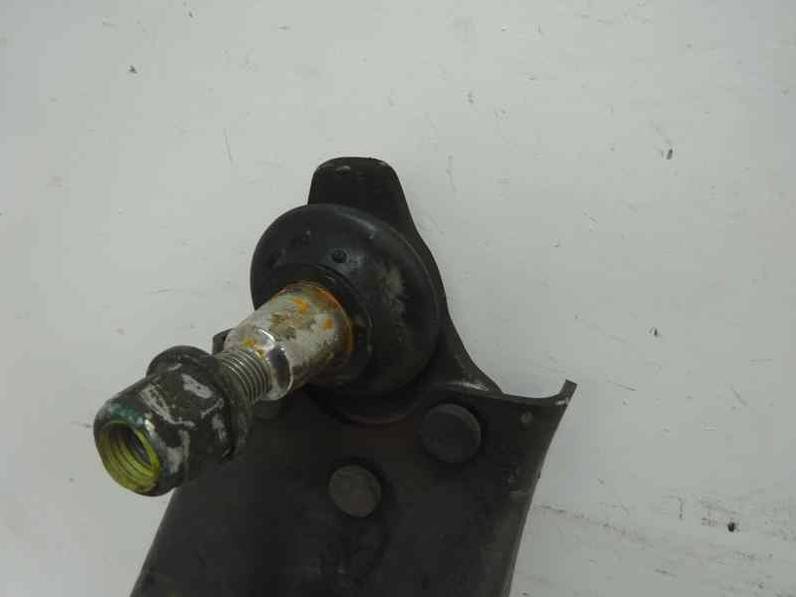 BRAZO SUSPENSION INFERIOR DELANTERO IZQUIERDO DACIA DUSTER 2011 1.6 16V (105 CV)