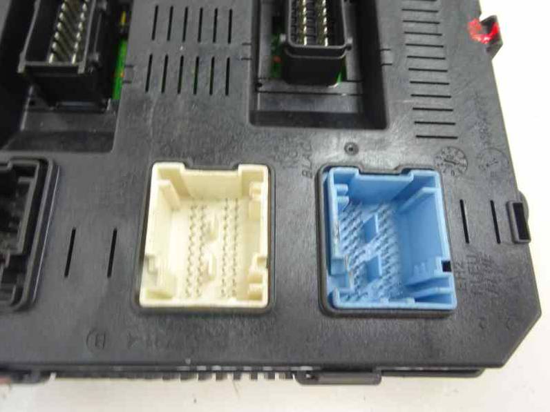 CAJA RELES FUSIBLES CITROEN C4 COUPE 2006 1.6 HDI (109 CV)