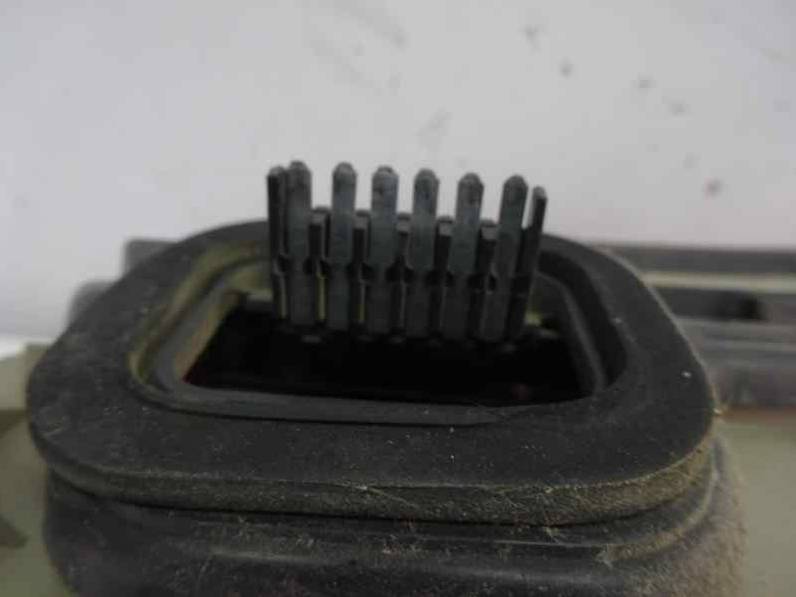 PILOTO TRASERO DERECHO OPEL ZAFIRA A 2001 2.0 DTI (101 CV)