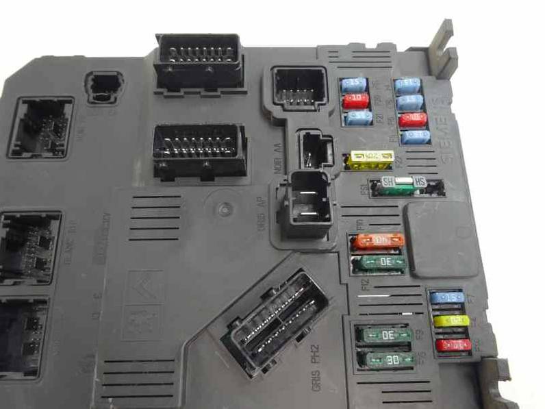 CAJA RELES FUSIBLES CITROEN XSARA PICASSO 2008 1.6 16V HDI (90 CV)
