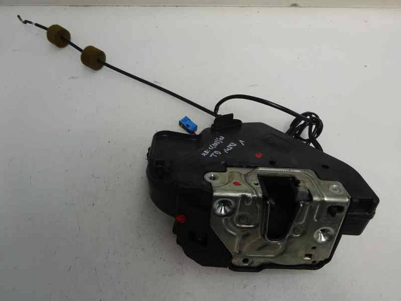 CERRADURA PUERTA TRASERA DERECHA MERCEDES CLASE C BERLINA 2000 2.2 CDI (116 CV)