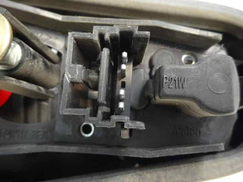 PILOTO TRASERO IZQUIERDO RENAULT LAGUNA II 2007 1.9 DCI D FAP (110 CV)