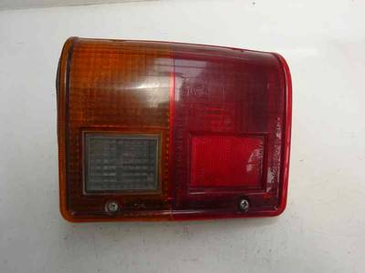 PILOTO TRASERO IZQUIERDO MITSUBISHI PAJERO 1990 2.5 (95 CV)