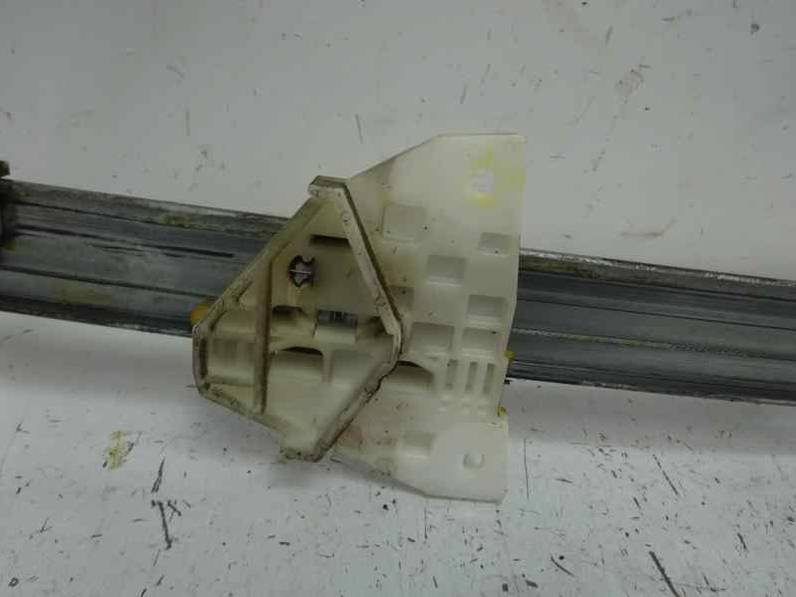 ELEVALUNAS DELANTERO IZQUIERDO MAZDA 5 BERL 2007 2.0 D (143 CV)