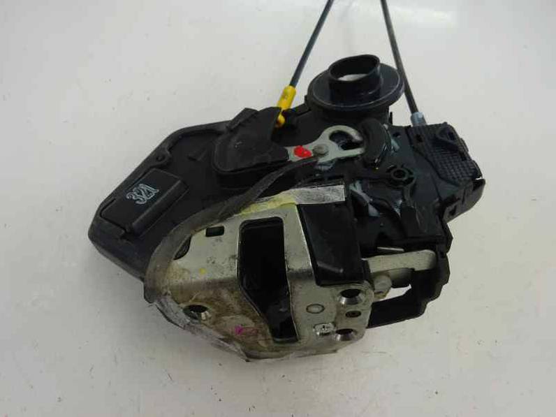 CERRADURA PUERTA TRASERA IZQUIERDA TOYOTA COROLLA 2006 1.4 TURBODIESEL (90 CV)