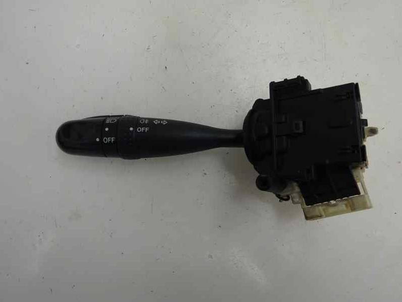 MANDO LUCES TOYOTA COROLLA 2006 1.4 TURBODIESEL (90 CV)