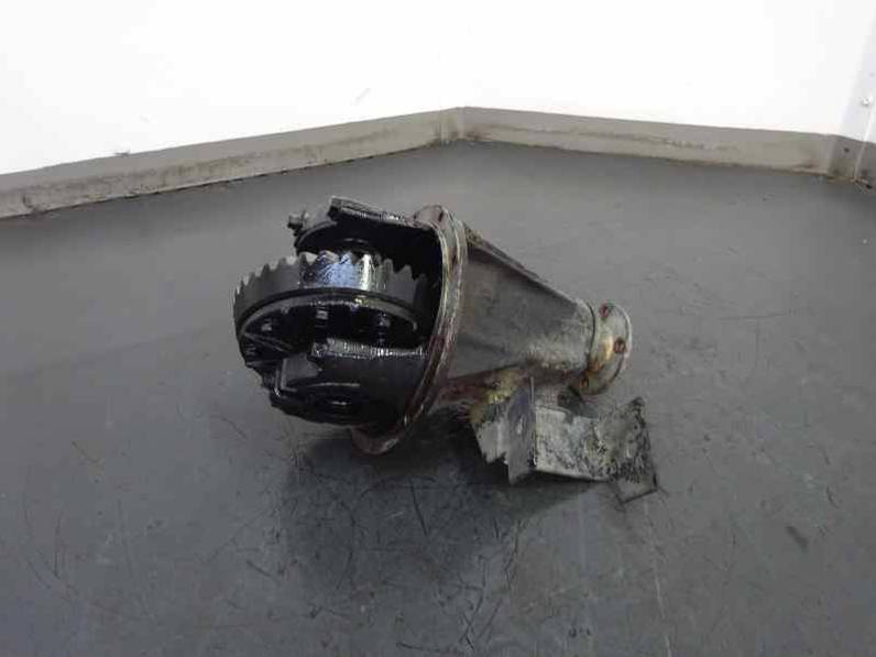 DIFERENCIAL TRASERO MITSUBISHI PAJERO 1990 2.5 (95 CV)