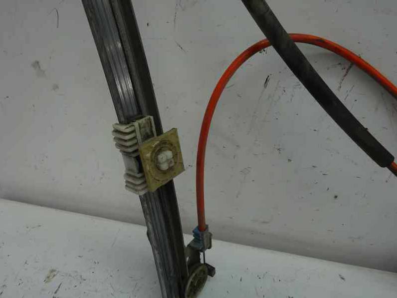 ELEVALUNAS DELANTERO IZQUIERDO CITROEN SAXO 2001 1.5 D (57 CV)