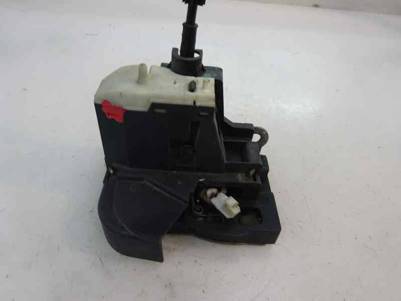 CERRADURA PUERTA DELANTERA DERECHA RENAULT CLIO II FASE II 2005 1.2 (75 CV)