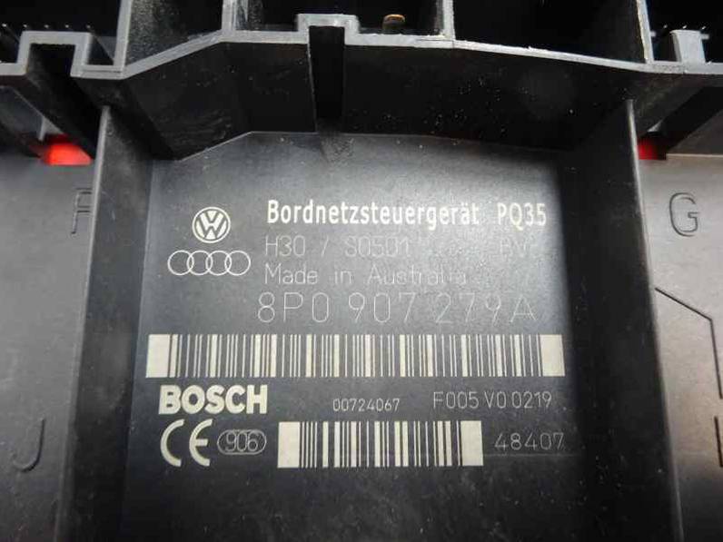 CAJA RELES FUSIBLES AUDI A3 2004 2.0 TDI (140 CV)