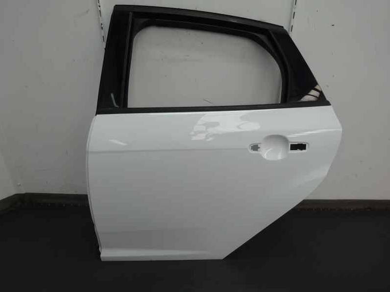 PUERTA TRASERA IZQUIERDA FORD FOCUS LIM 2014 1.0 ECOBOOST (125 CV)