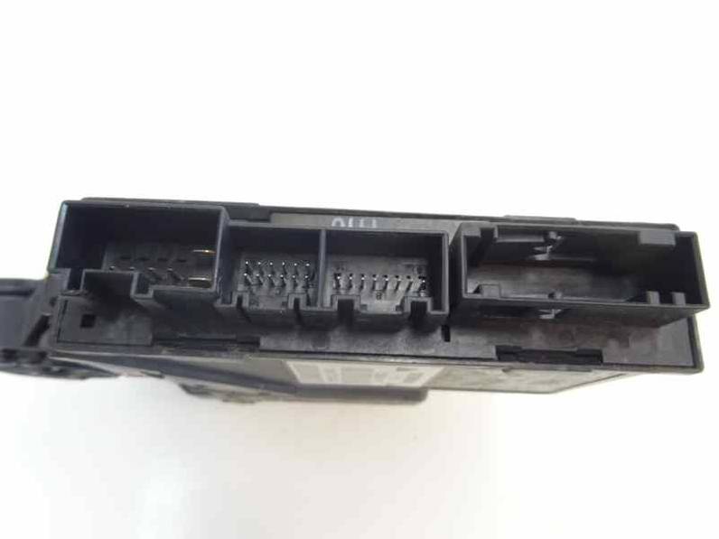 MOTOR ELEVALUNAS TRASERO IZQUIERDO AUDI A4 BERLINA 2001 1.9 TDI (131 CV)