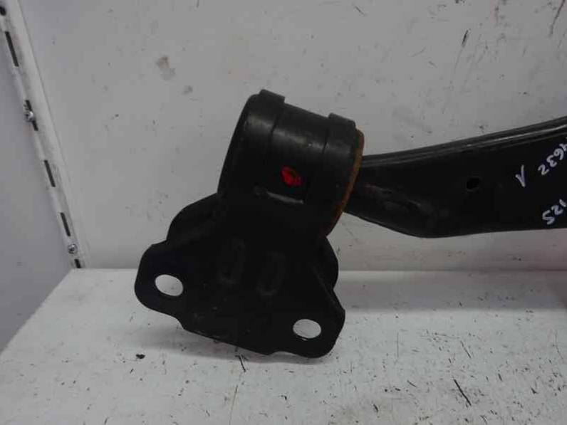 BRAZO SUSPENSION INFERIOR DELANTERO IZQUIERDO FORD FOCUS LIM 2014 1.0 ECOBOOST (125 CV)