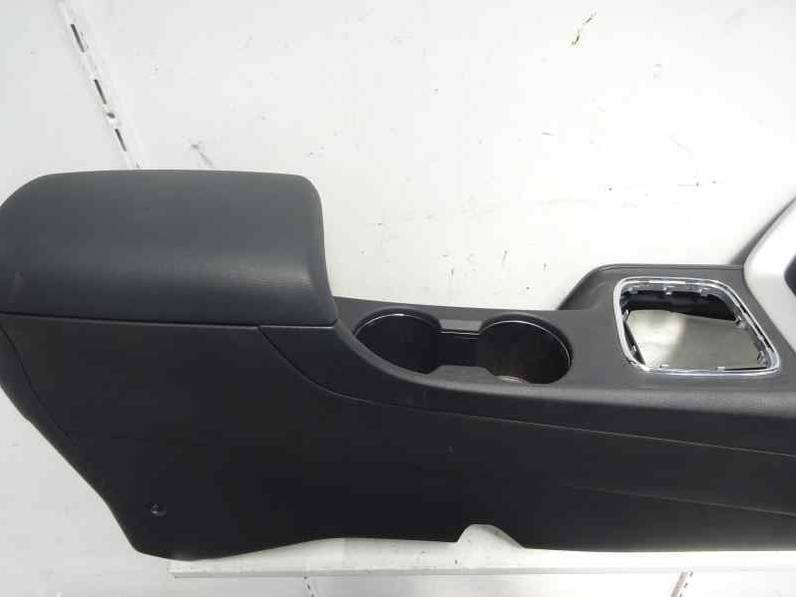 APOYABRAZOS CENTRAL KIA CEE D 2014 1.6 CRDI (128 CV)