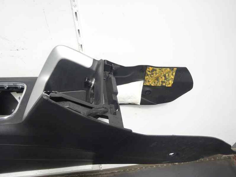 APOYABRAZOS CENTRAL KIA CEE D 2014 1.6 CRDI (128 CV)