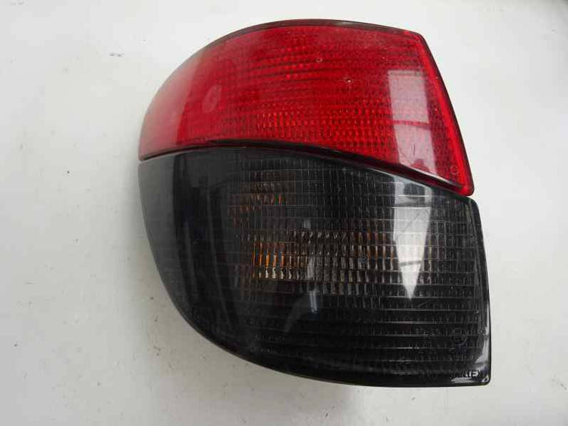 PILOTO TRASERO IZQUIERDO PEUGEOT 406 BREAK 2001 2.2 HDI FAP (133 CV)