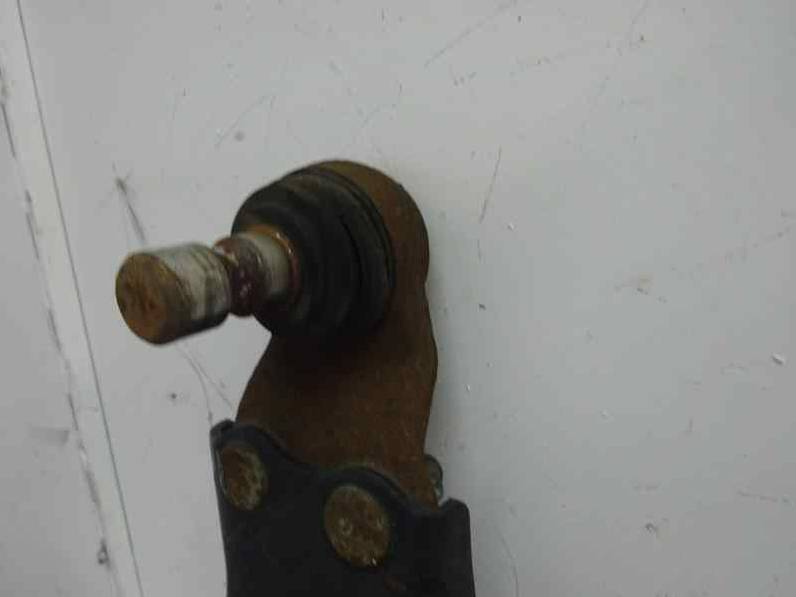 BRAZO SUSPENSION INFERIOR DELANTERO DERECHO KIA CEE D 2014 1.6 CRDI (128 CV)