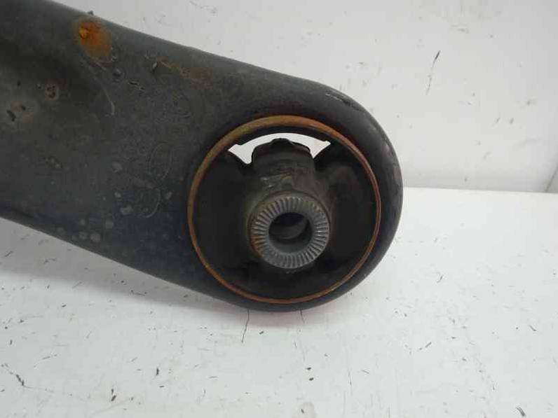 BRAZO SUSPENSION INFERIOR DELANTERO DERECHO KIA CEE D 2014 1.6 CRDI (128 CV)