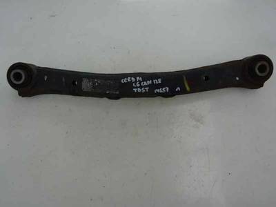 BRAZO SUSPENSION SUPERIOR TRASERO DERECHO KIA CEE D 2014 1.6 CRDI (128 CV)