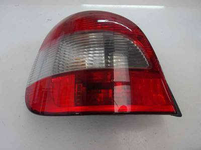 PILOTO TRASERO IZQUIERDO RENAULT SCENIC 2002 1.6 16V (107 CV)