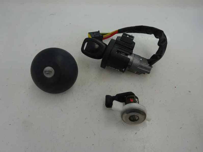 CONMUTADOR DE ARRANQUE RENAULT CLIO II FASE II 2004 1.2 (58 CV)