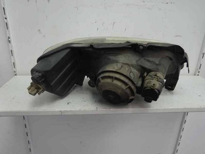 FARO IZQUIERDO PEUGEOT 106 2001 1.5 D (57 CV)