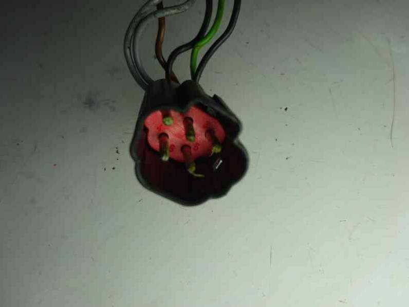 RETROVISOR IZQUIERDO FORD FOCUS TURNIER 2001 1.8 TDDI TURBODIESEL (90 CV)