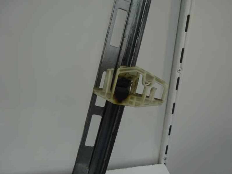 ELEVALUNAS DELANTERO IZQUIERDO PEUGEOT 206 BERLINA 2005 1.4 (75 CV)