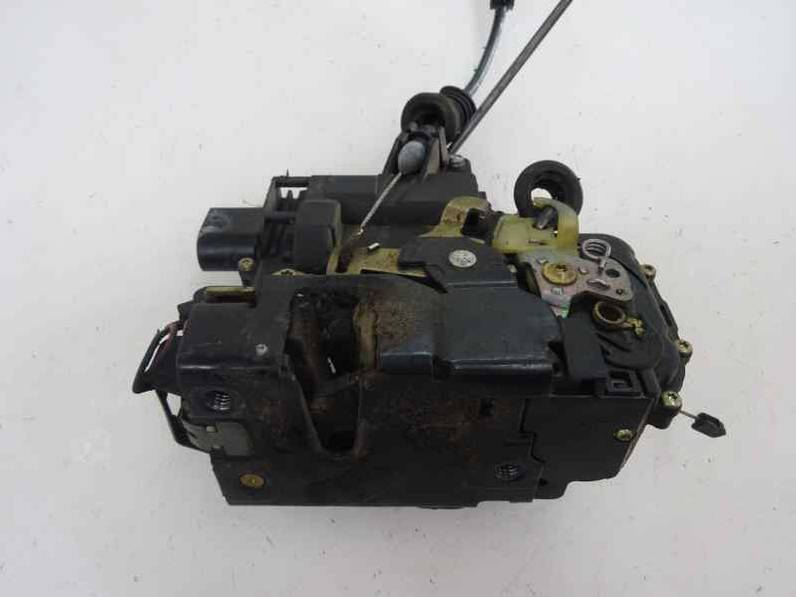 CERRADURA PUERTA DELANTERA DERECHA VOLKSWAGEN GOLF IV BERLINA 2000 1.9 TDI (101 CV)