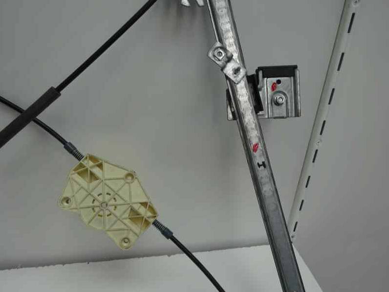 ELEVALUNAS DELANTERO IZQUIERDO VOLKSWAGEN GOLF IV BERLINA 2000 1.9 TDI (101 CV)