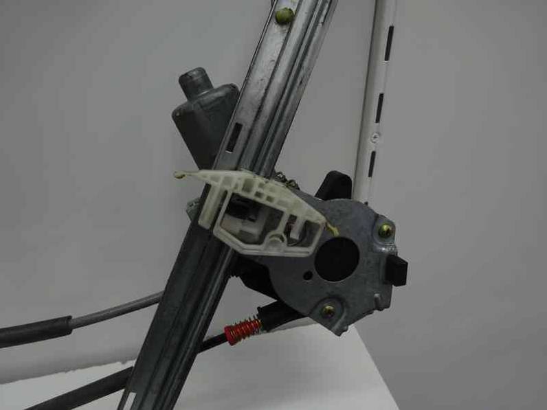 ELEVALUNAS DELANTERO IZQUIERDO CITROEN XSARA BERLINA 1999 1.9 D (69 CV)