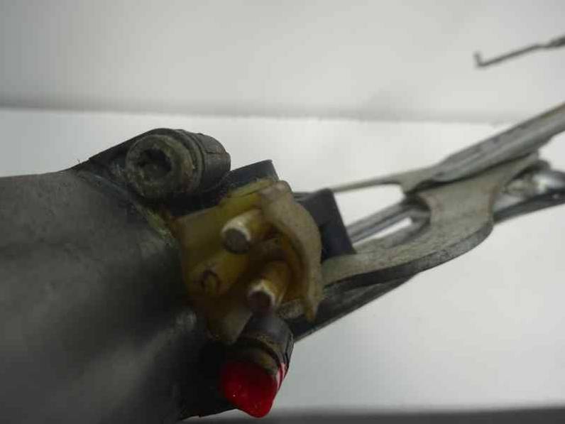 ELEVALUNAS DELANTERO IZQUIERDO MERCEDES CLASE E BERLINA DIESEL 1996 3.0 D (136 CV)