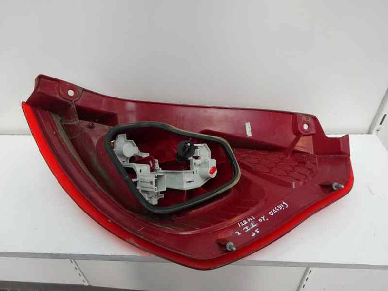 PILOTO TRASERO IZQUIERDO FORD FIESTA 2010 1.4 TDCI (68 CV)