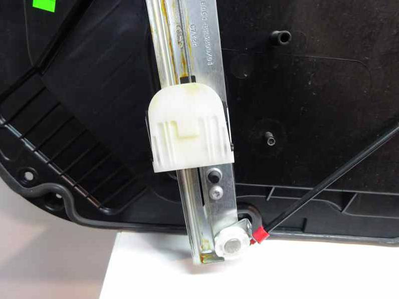 ELEVALUNAS DELANTERO DERECHO FORD FIESTA 2013 1.25 16V (82 CV)