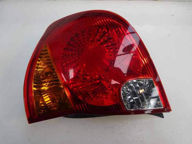 PILOTO TRASERO DERECHO HYUNDAI ACCENT 2003 1.3 (84 CV)