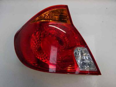 PILOTO TRASERO IZQUIERDO HYUNDAI ACCENT 2003 1.3 (84 CV)