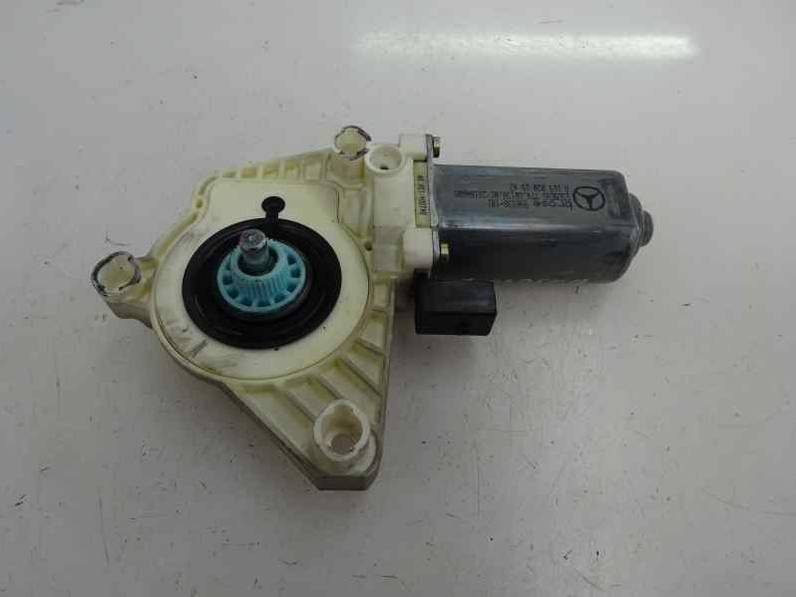 MOTOR ELEVALUNAS DELANTERO IZQUIERDO MERCEDES CLASE A 2004 2.0 CDI (82 CV)