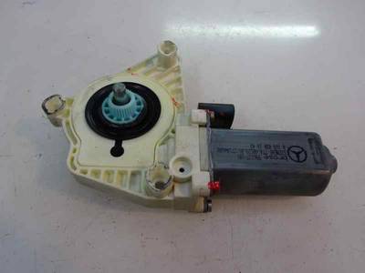 MOTOR ELEVALUNAS DELANTERO DERECHO MERCEDES CLASE A 2004 2.0 CDI (82 CV)