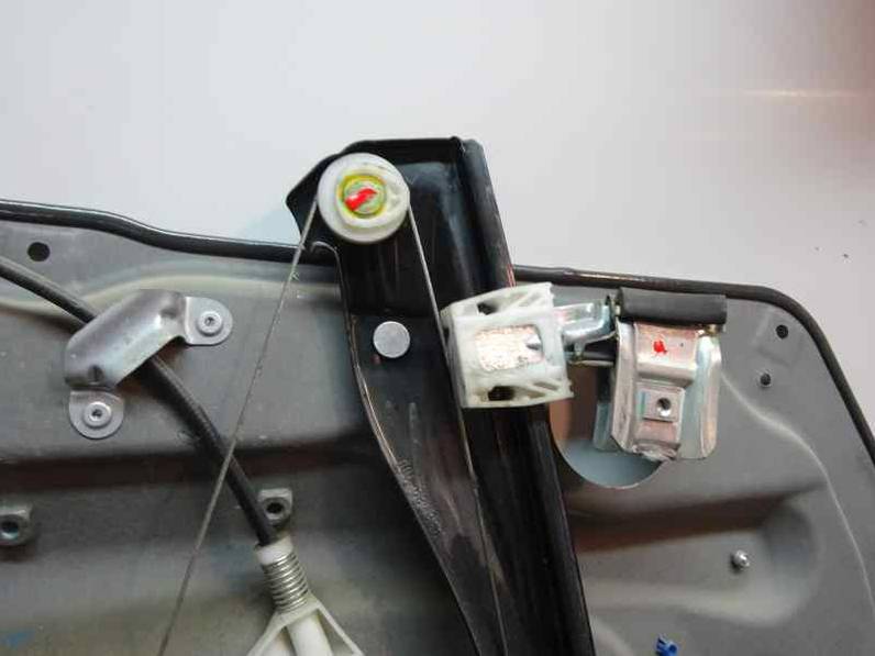 ELEVALUNAS DELANTERO DERECHO MERCEDES CLASE A 2004 2.0 CDI (82 CV)